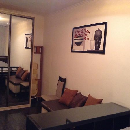Двухкомнатная Возле Гулливера Apartamento Kiev Exterior foto